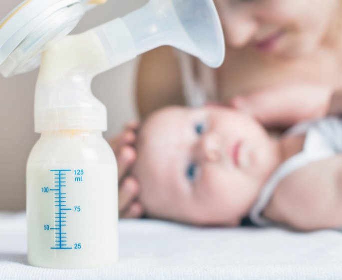 Cancer du sein : un signe precoce de la maladie dans le lait maternel ?
