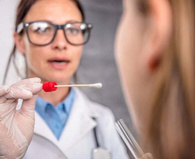 Candidose buccale : les causes possibles