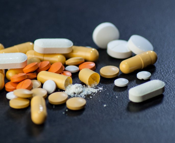 Covid-19 : prendre de l’ibuprofene est-il vraiment dangereux ? 