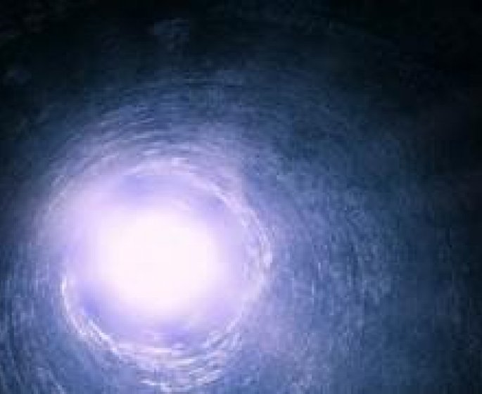 Experiences de mort imminente : prouvent-elles l-existence d-une vie apres la mort ?