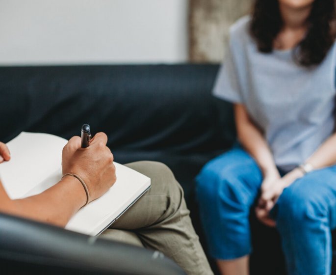 "Je suis psychologue et je suis moi-meme en therapie"