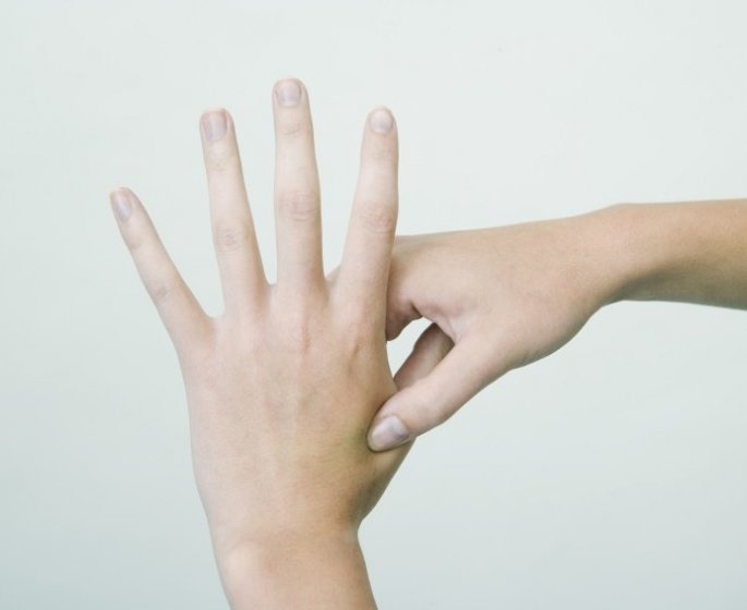 Fringales : comment arreter de grignoter grace a l’EFT ?