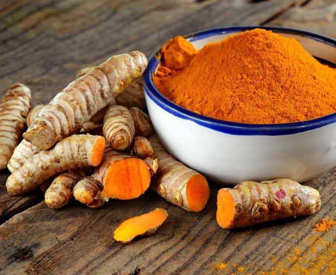 Comment le curcuma bloque les cellules cancereuses