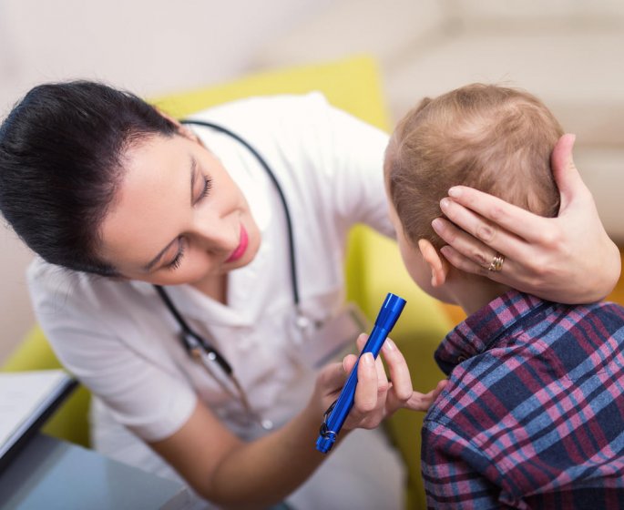 Otite de l-enfant : le traitement antibiotique