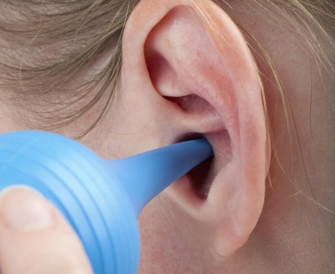 Bouchon de cerumen : une poire auriculaire pour l-enlever