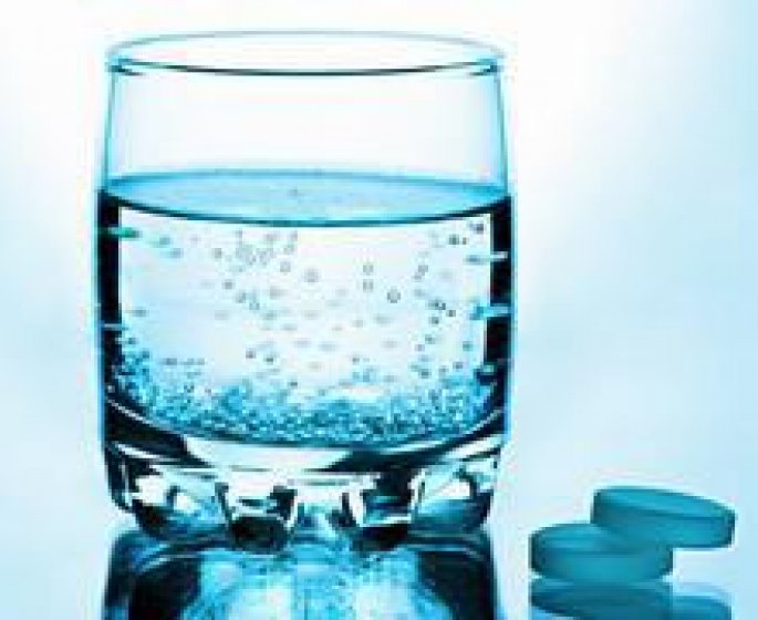 Prendre l-aspirine le soir reduit le risque de crise cardiaque le matin