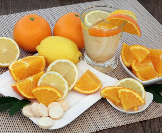 Covid-19 : non, le zinc et la vitamine C ne reduisent pas les symptomes