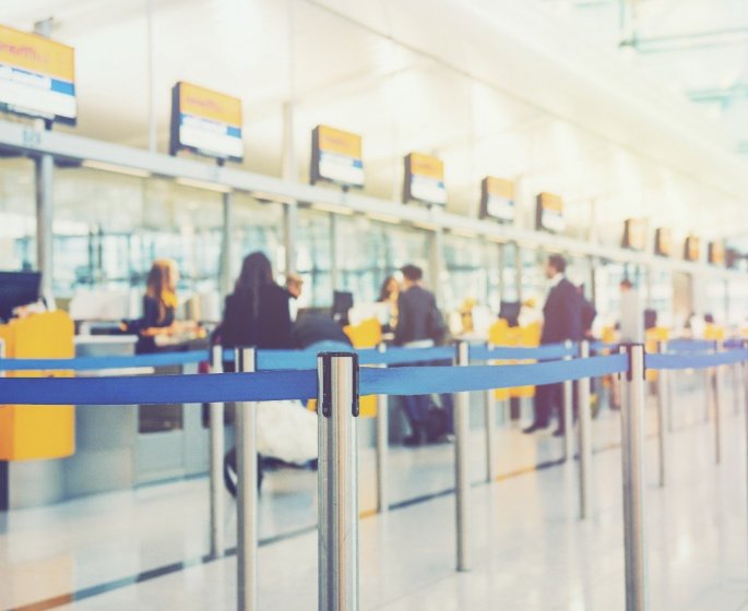 Covid-19: des tests obligatoires dans les ports et les aeroports francais pour 16 pays