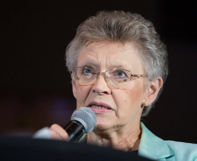 Chloroquine : Francoise Barre-Sinoussi, prix Nobel 2008 appelle a la prudence ! 