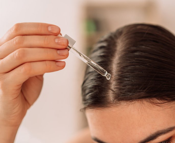 Cheveux fins : 3 huiles capillaires pour y remedier