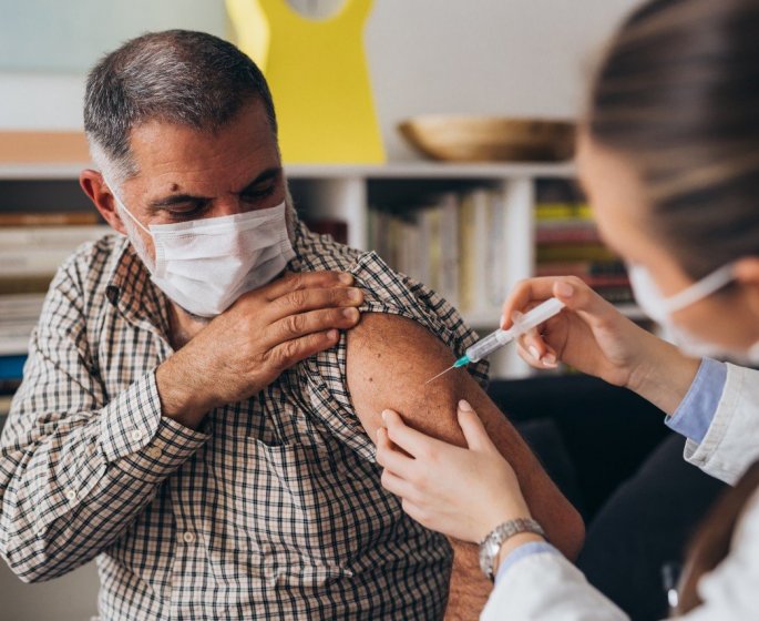 Coronavirus : vous pourrez bientot etre vaccines chez votre medecin traitant