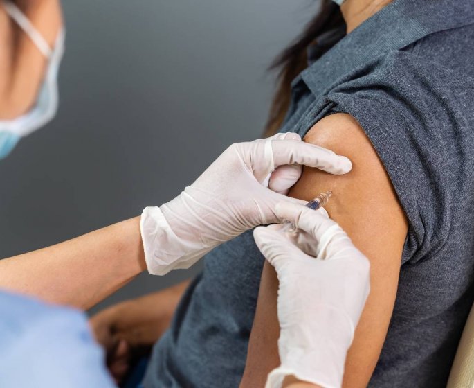 Coronavirus : qui doit faire une 4eme dose de vaccin ? 
