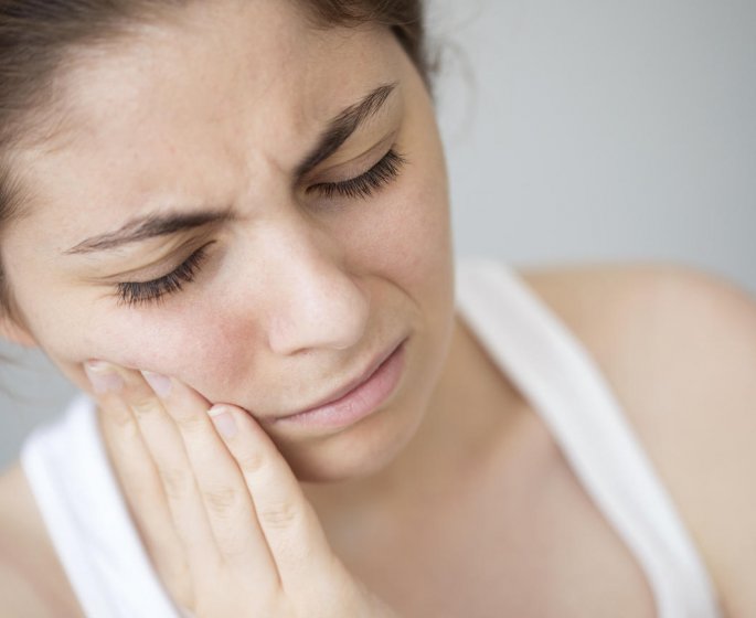 Comment reussir a dormir avec une rage de dents ?