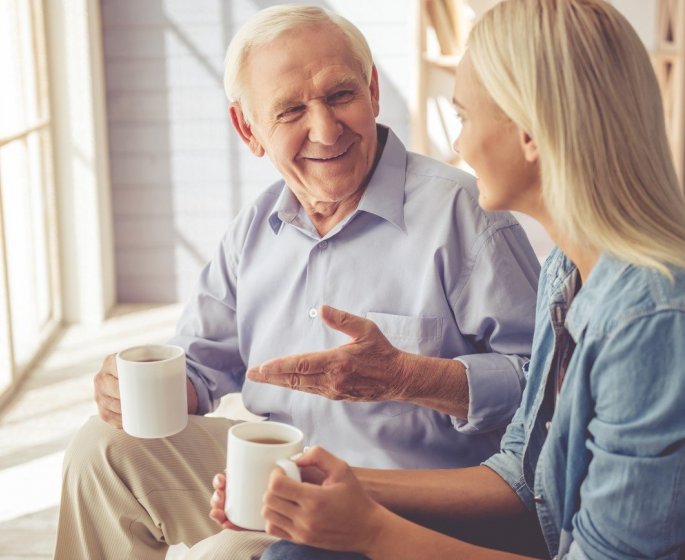  Alzheimer : avoir des amis a l-ecoute lutte contre le declin cognitif