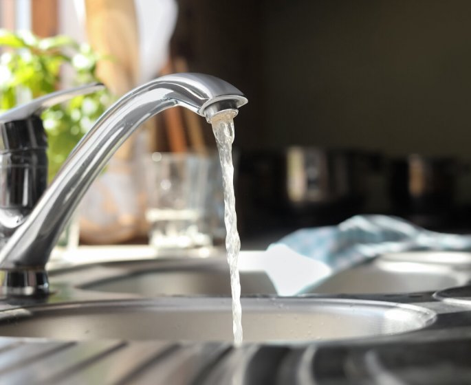 Pour avoir une eau du robinet saine, faites-la bouillir