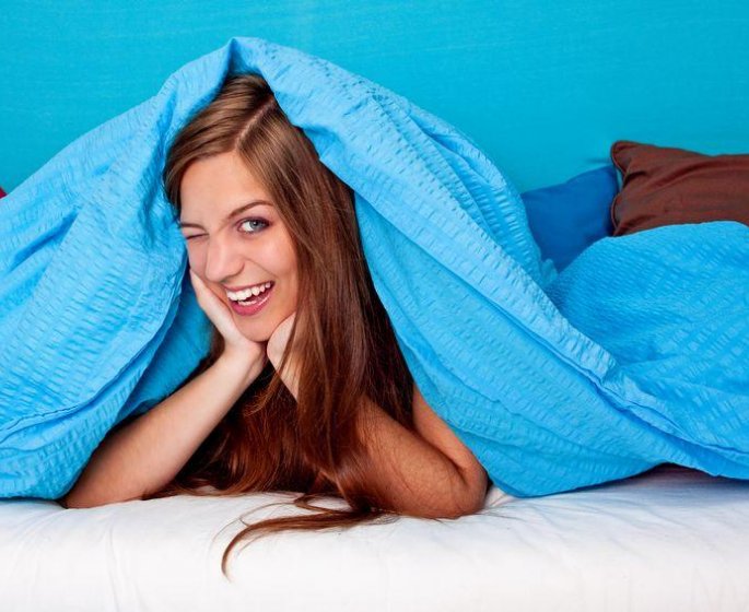 L-astuce (infaillible) pour s-endormir en 60 secondes top chrono