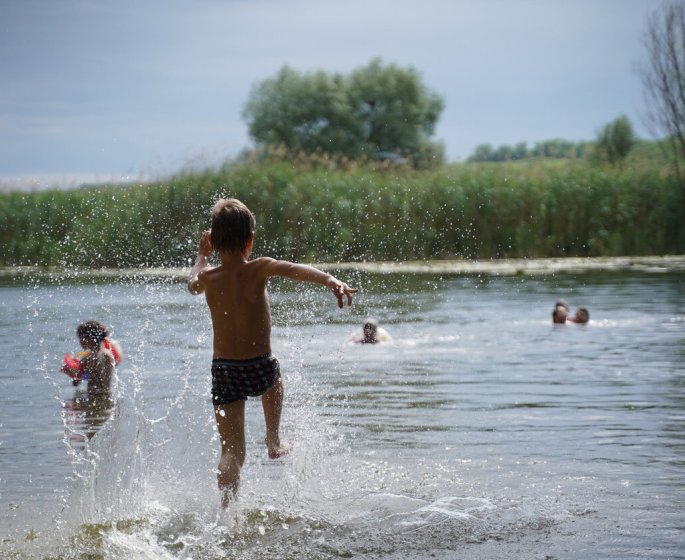 Mort d’un enfant apres une baignade : qu-est-ce que ce parasite mangeur de cerveau ?