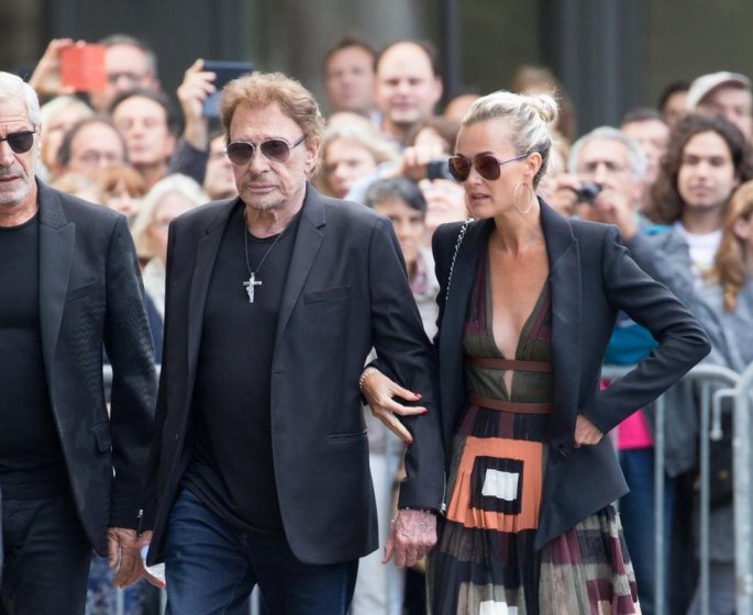 Johnny Hallyday hospitalise pour detresse respiratoire