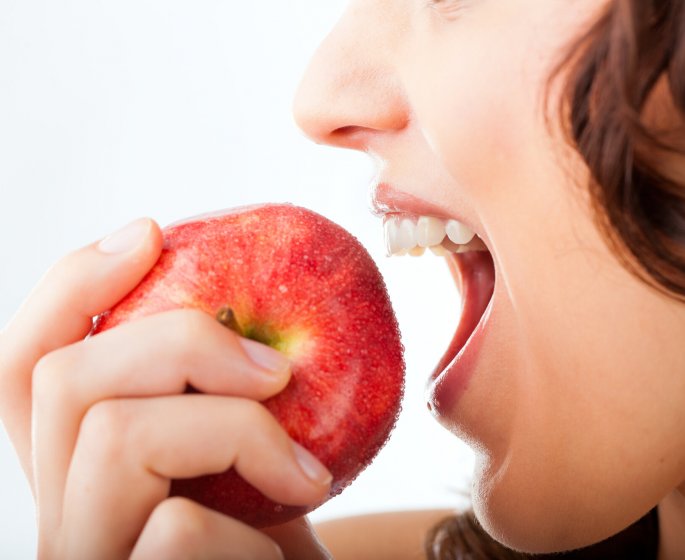 3 aliments a eviter avant de se brosser les dents