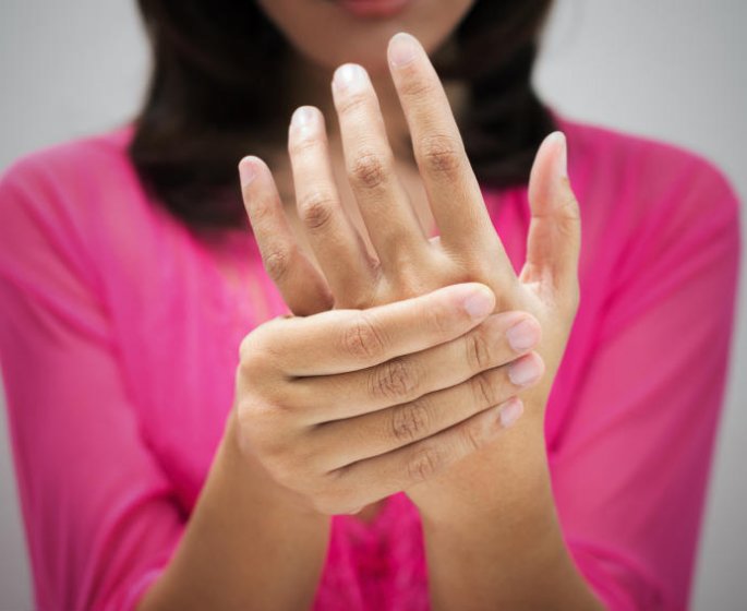 Arthrose du pouce : comment la soigner