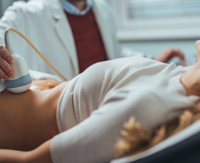 Cancer du pancreas : l-actrice Maria Menounos sensibilise sur les symptomes apres sa maladie