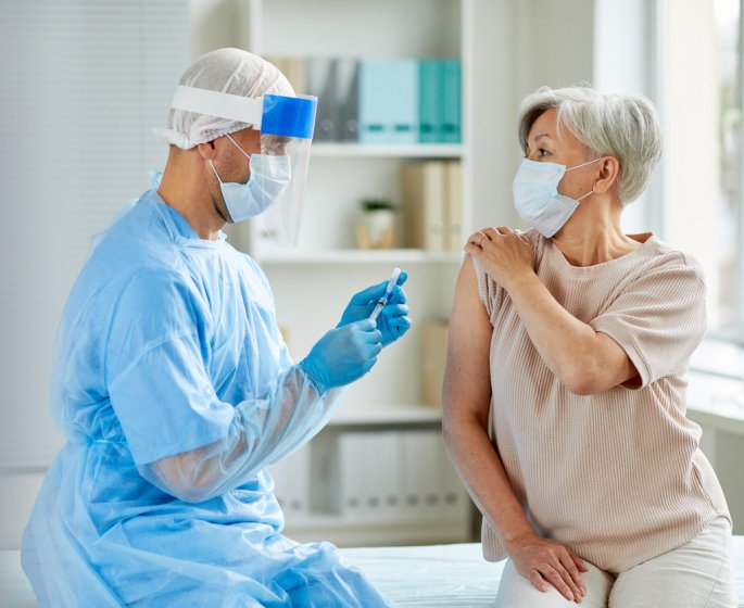 [Reponse d-expert] Je me suis frictionnee l-epaule apres le vaccin Covid, l-injection est-elle toujours efficace ?
