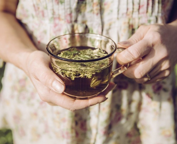 8 tisanes anti-stress pour la rentree