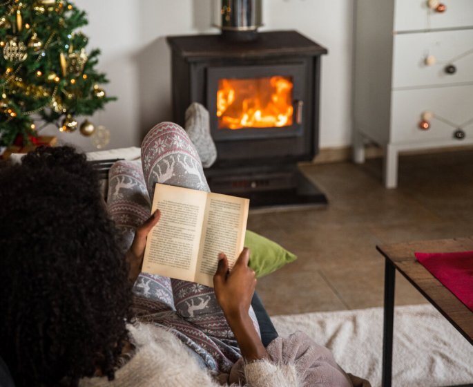 Sept idees de lecture feel-good pour le temps des fetes