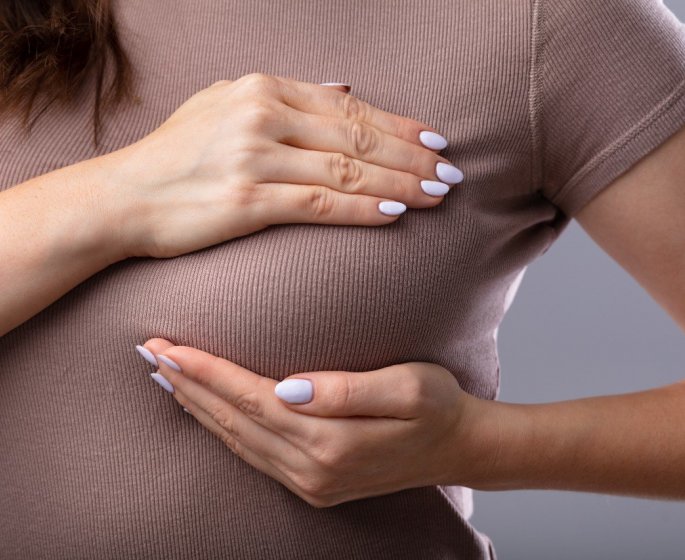 5 auto-massages pour des seins en pleine forme