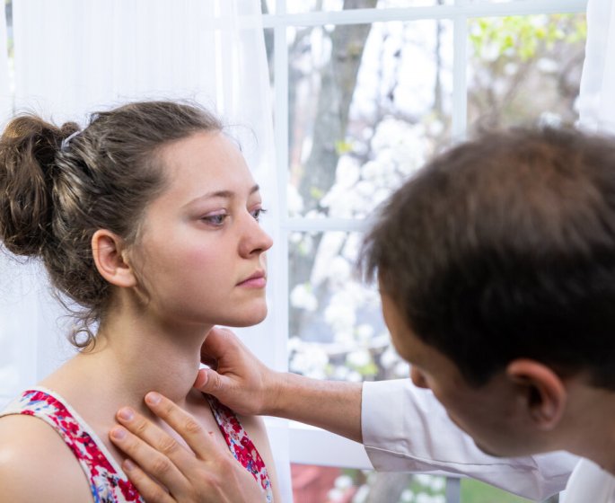 Hyperthyroidie : la diagnostiquer tot permet d’eviter ces 5 maladies