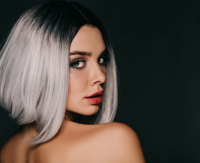 Silver hair : ces femmes assument leurs cheveux gris sur Instagram… et elles ont raison ! 