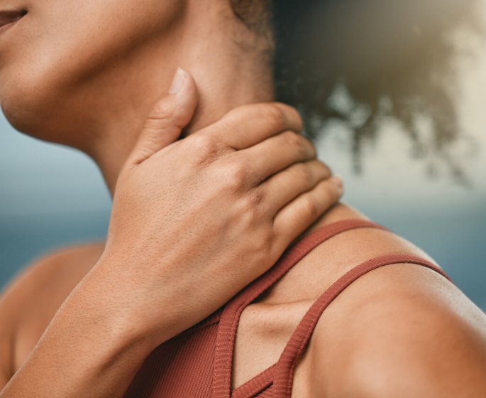  Je suis kine, voici l-oreiller que je vous conseille en cas de douleurs cervicales