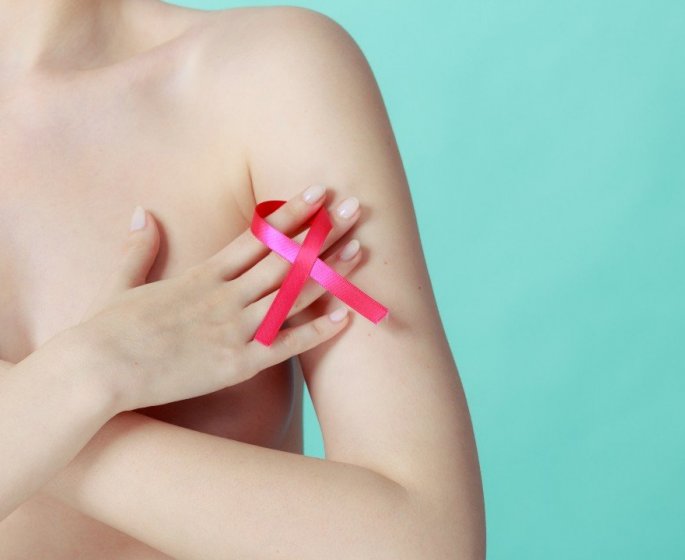 Alexia Cassar, une tatoueuse qui se dedie aux femmes ayant eu une mastectomie