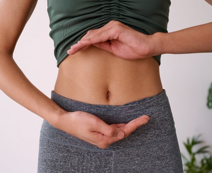 Digestion : 5 exercices pour se remettre d-un repas copieux