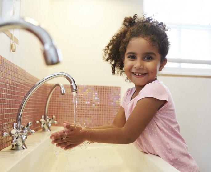 Lavage des mains : les conseils d-une infirmiere pour lutter contre les virus 