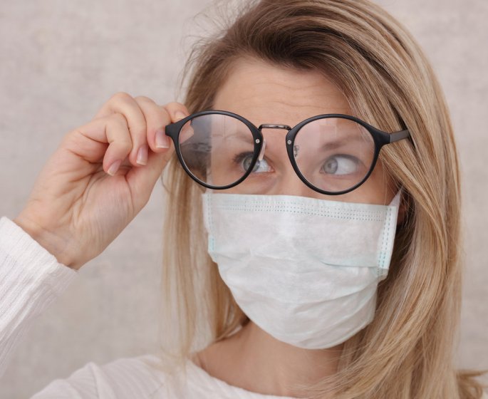 Covid-19 : comment porter mon masque si j-ai des lunettes ?