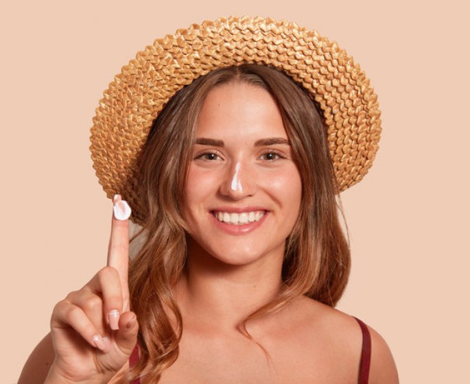 Creme solaire : les 9 zones du corps qu-on oublie de proteger