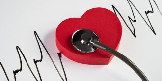Extrasystole ventriculaire, auriculaire : causes, traitements, quel danger ?