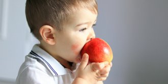 Eczema bebe : symptomes, diagnostic et traitements de la dermatite atopique du nourrisson