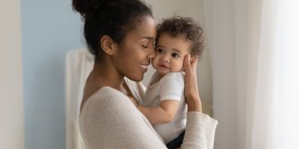 Les scientifiques identifient le meilleur age pour avoir un bebe