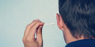 Il contracte une infection dans le crane apres avoir utilise un coton-tige