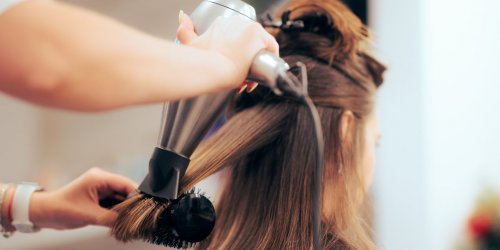 Cancer de l’uterus : lisser vos cheveux peut etre risque 
