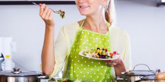 Manger mediterraneen : l’habitude a adopter a 50 ans pour preserver sa vue