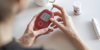 Quelles sont les normes de la glycemie a jeun et postprandiale chez un diabetique ?