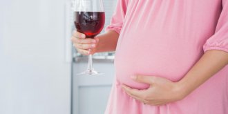 Alcool en debut de grossesse : un risque de naissance prematuree ?