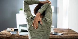 6 mouvements a faire avec les epaules pour denouer toutes les tensions du dos