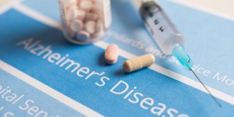 Alzheimer : de nouveaux medicaments a l’hopital, une revolution dans la prise en charge ! 