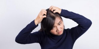 Psoriasis du cuir chevelu : comment le reconnaitre et le soigner