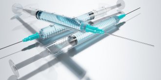 Covid : Didier Raoult donne son avis sur la 3e dose de vaccin
