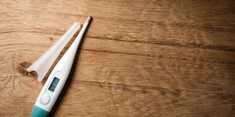 Hyperthermie (coup de chaleur) : quels signes, causes, et complications ?